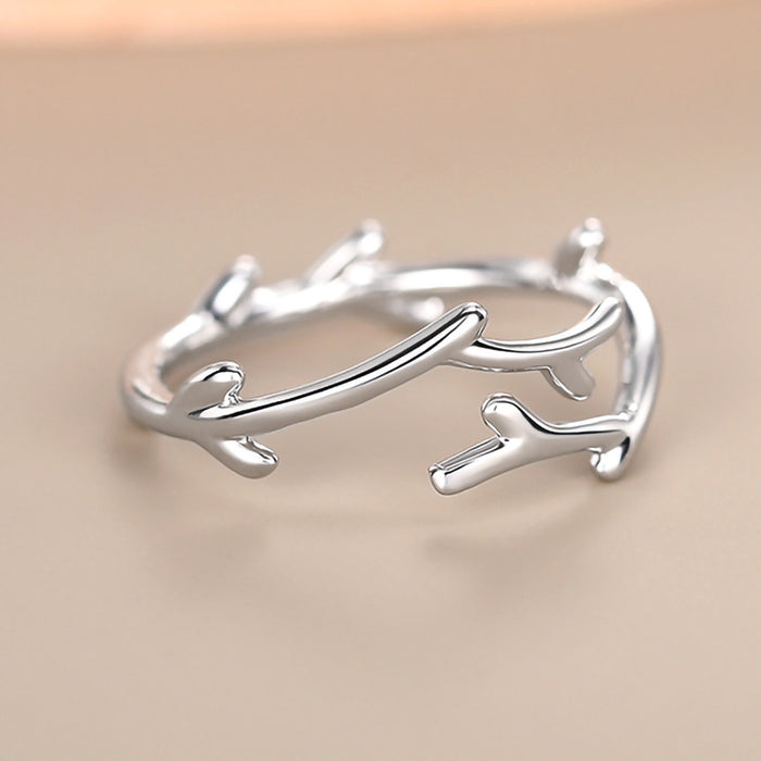 Simple tree branch single ring for women