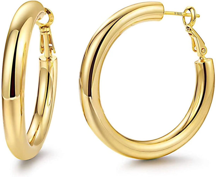 Hollow round earrings light luxury 18K earrings