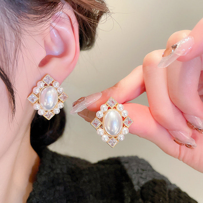 Palace style earrings cat eye imitation pearl earrings