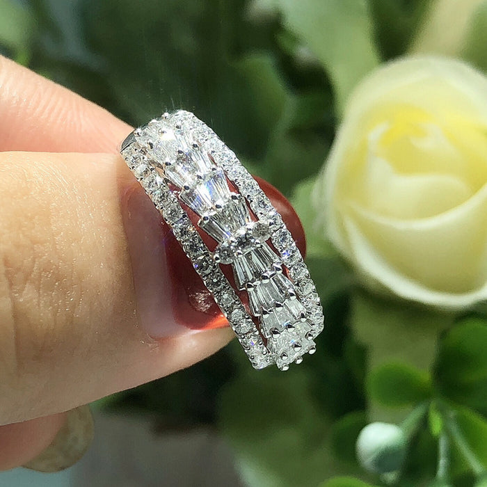 Anillo de imitación de moissanita con microincrustaciones de diamantes y diamantes de alto carbono para mujer