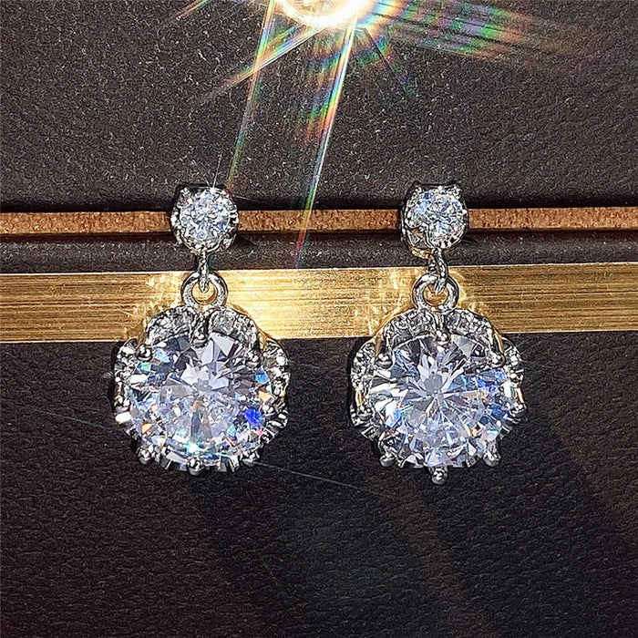 Pendientes de circonitas y diamantes