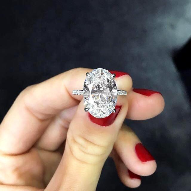 Anillo de compromiso de cobre con circonita brillante súper grande para mujer