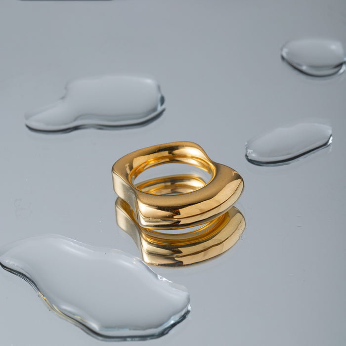 Anillo abierto trenzado de acero inoxidable bañado en oro de 18 quilates: joyería de moda para mujeres