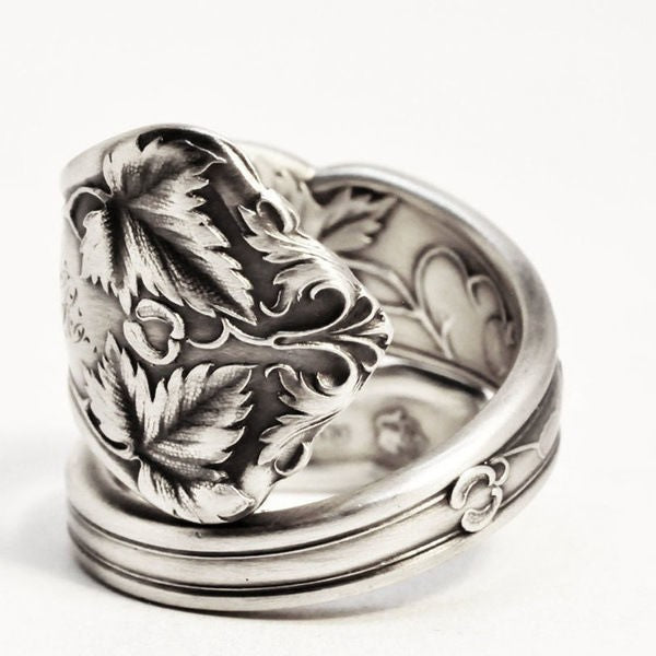 Retro open maple leaf ring old style simple female ring