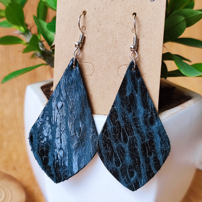 Vintage Fashion Teardrop Earrings with Exaggerated Simple Design