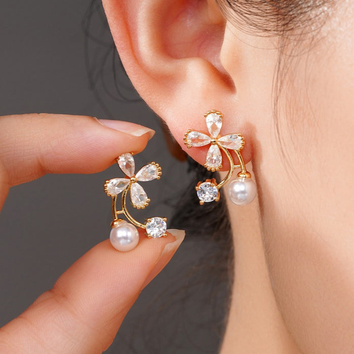 Sweet flower pearl earrings, exquisite Chanel style, celebrity style earrings