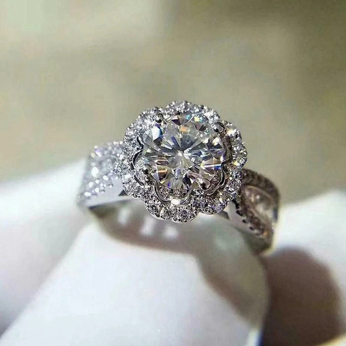 Gypsophila Flower Ring Micro-inlaid Zirconia Fashion Wedding Ring