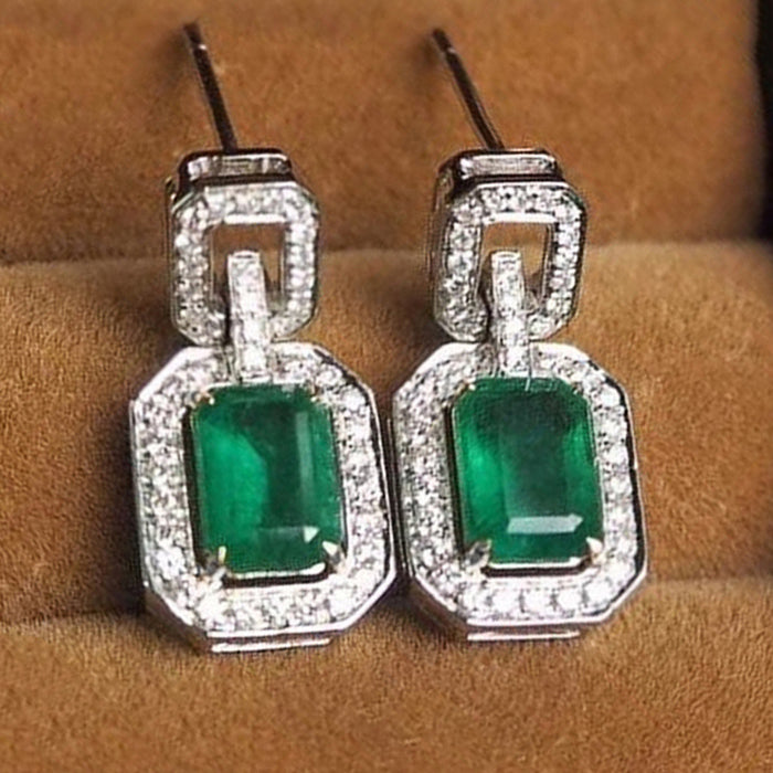 Classic Baguette Emerald Earrings