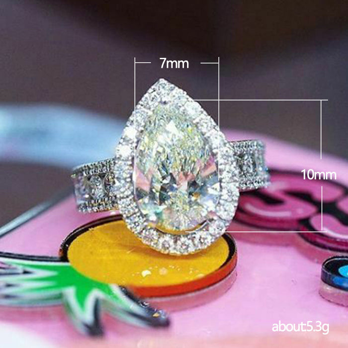 Inlaid teardrop pear-shaped zircon ring wedding anniversary souvenir