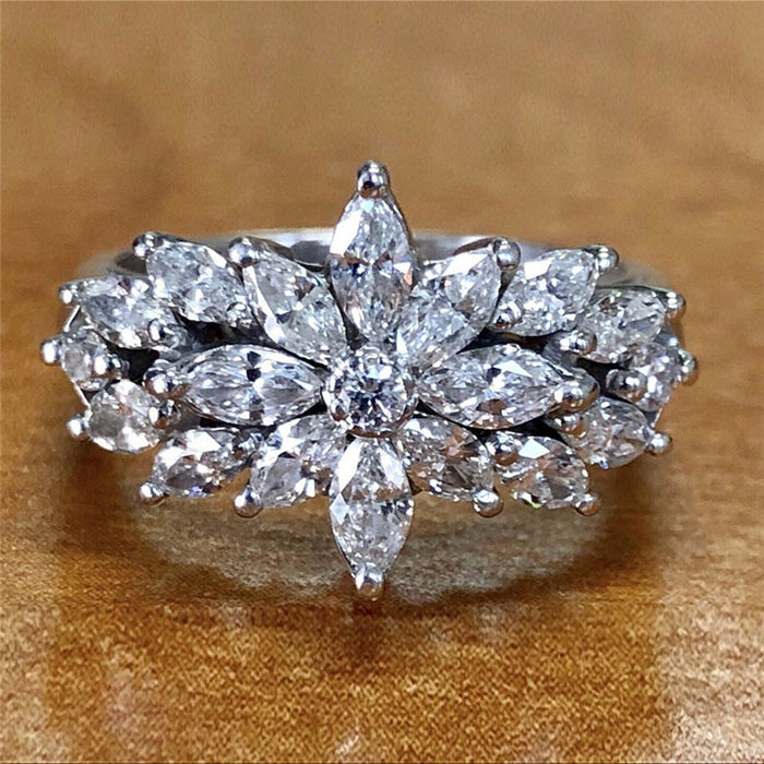 Anillo de diamantes lleno de circonitas y flores para mujer, joyería de lujo exquisita y ligera