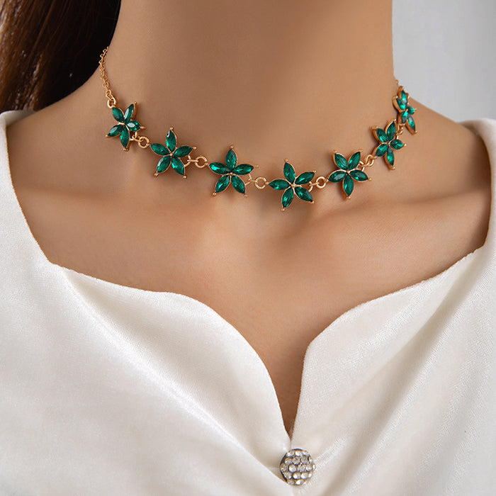 Emerald Flower Pendant Necklace with Gold Chain - Elegant and Minimalist Jewelry for Women