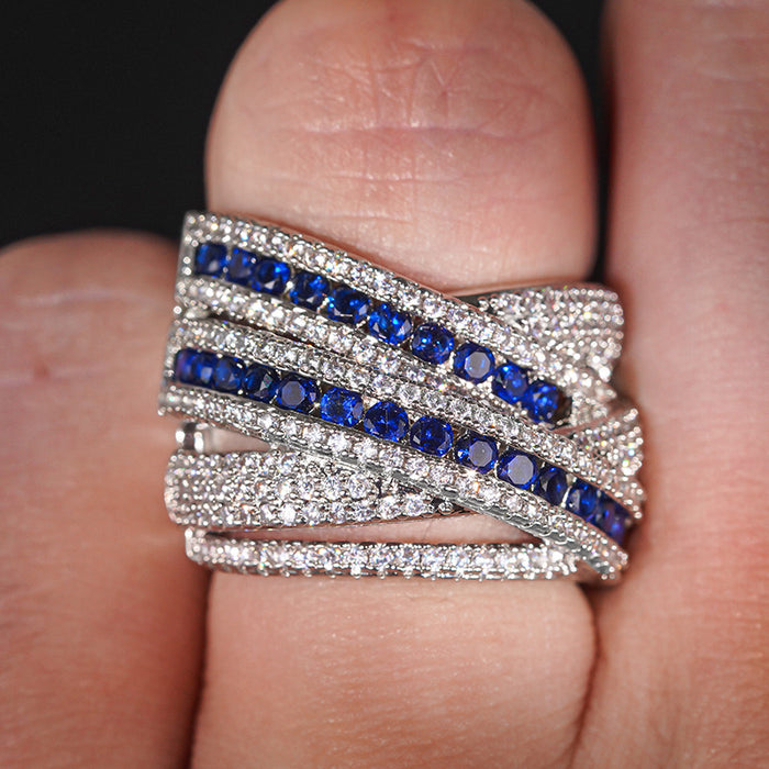 Women's multi-layered palace-style ring inlaid with shiny lines