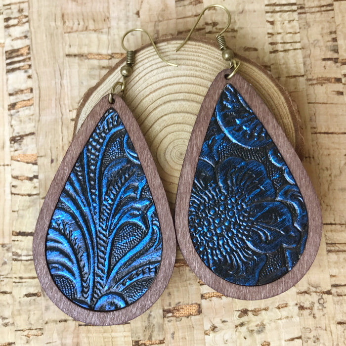 Wooden leaf earrings