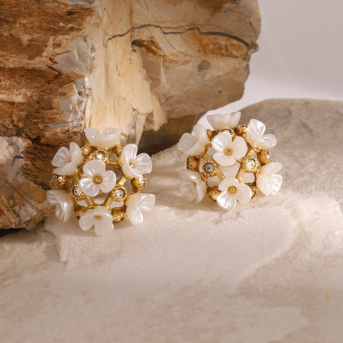 Zircon flower earrings, high-end non-fading titanium steel earrings