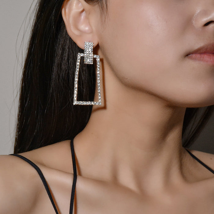 Vintage Diamond-Shaped Earrings - Sparkling Jewelry for Women