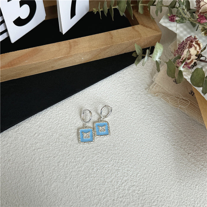 Sweet and cool hot girl earrings Korean style personality love tulip earrings