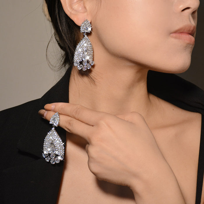 Stylish Geometric Earrings - Flashy Rhinestone Jewelry for Women