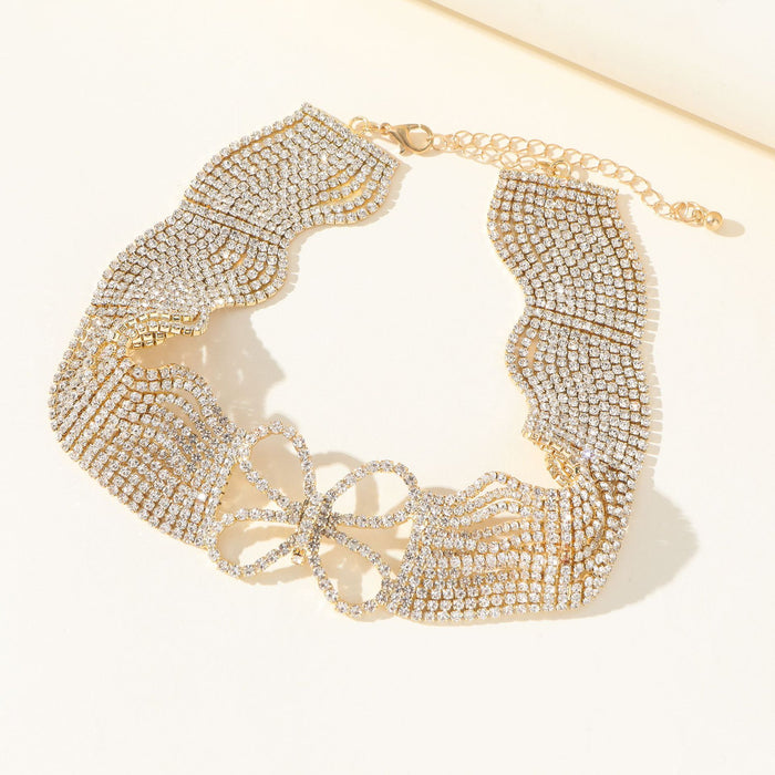 Collar con colgante LOVE: gargantilla creativa con diamantes de imitación geométricos