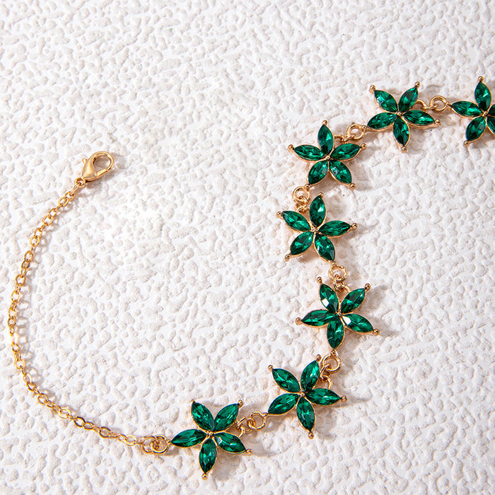 Emerald Flower Pendant Necklace with Gold Chain - Elegant and Minimalist Jewelry for Women