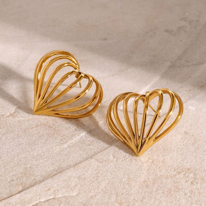 Cross-Border European Stainless Steel Heart Earrings - High-End Gold Titanium Steel Stud Rings