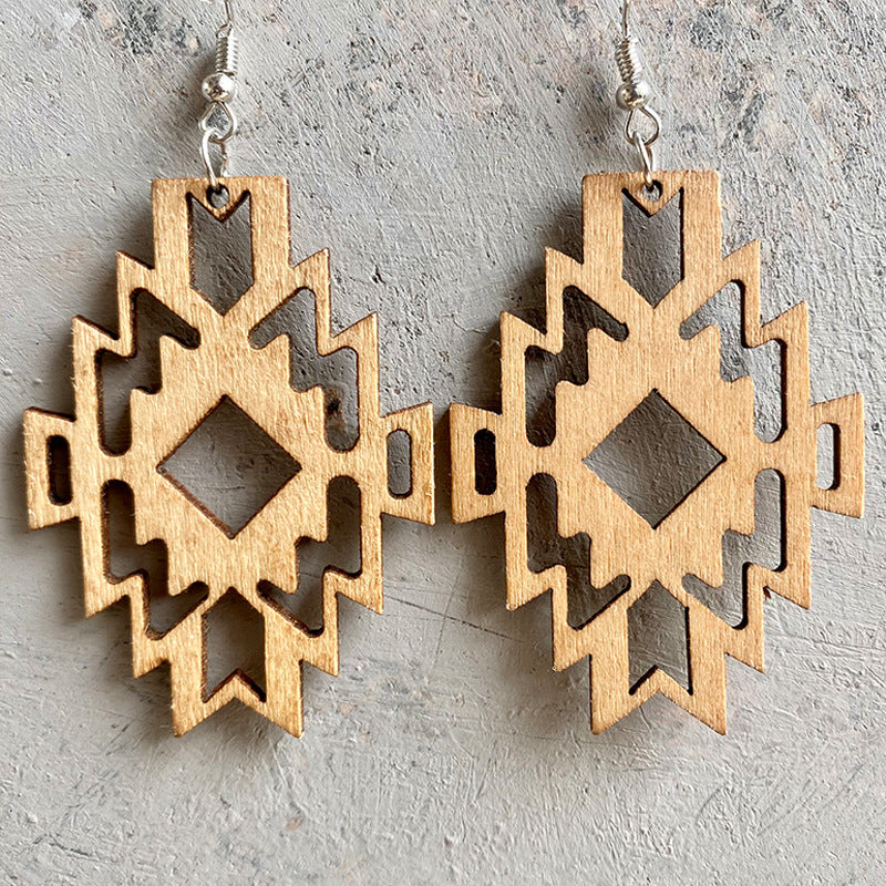 Wooden horseshoe earrings - wallojewerly 