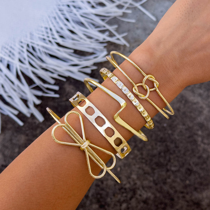 Hollow Butterfly Bracelet Five-Piece Set - Vintage Gold Jewelry with Geometric Designs