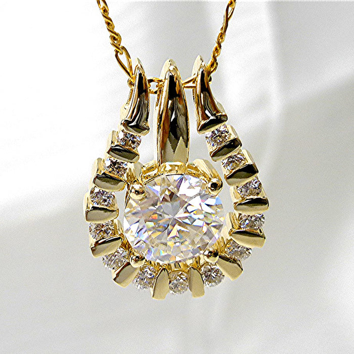 Beating Heart Gold Plated Diamond Pendant Clavicle Necklace for Women