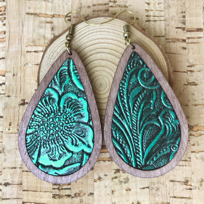 Wooden leaf earrings