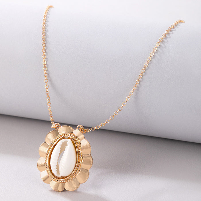 Shell Pendant Single-Layer Necklace - Alloy Geometric Flower Choker