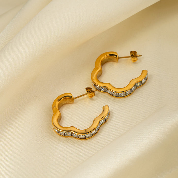 Pendientes largos ovalados pulidos de acero inoxidable y oro de 18 quilates: joyería minimalista de acero y titanio con forma de gota de agua