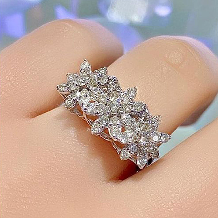 Anillo de flor de circón con diamantes lleno de temperamento de lujo ligero anillo de dedo índice que combina con todo