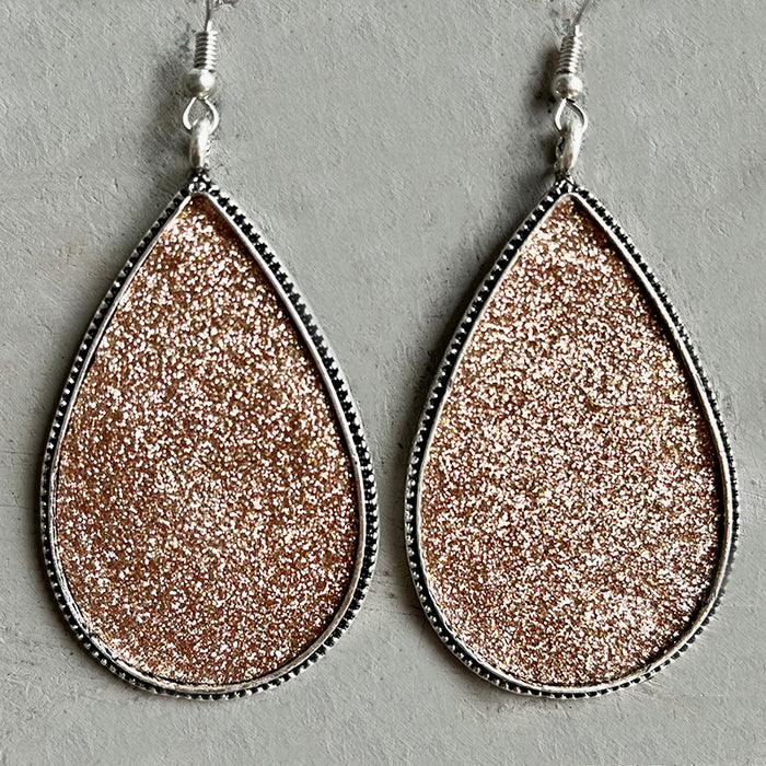 Retro Metal Teardrop Glitter Earrings with Simple and Elegant Design