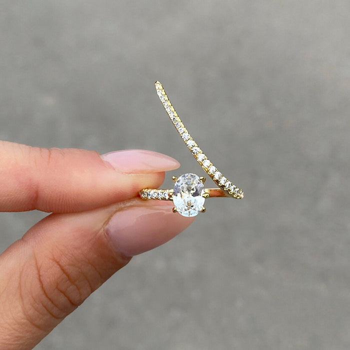 Live four claw ring bride exaggerated wedding ceremony ring