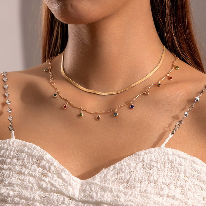 Collar de doble capa con piedras preciosas artificiales: elegante cadena de oro para mujer