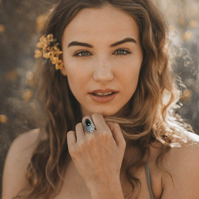 Zircon dark Bohemian retro Baroque ring for women