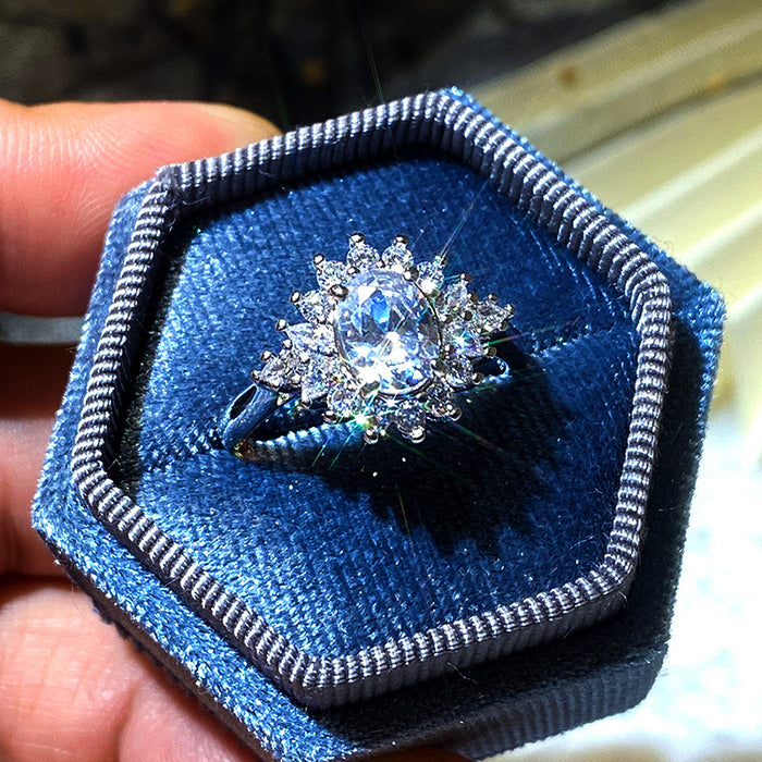 Micro-inlaid zircon sunflower ring wedding bride dinner wear