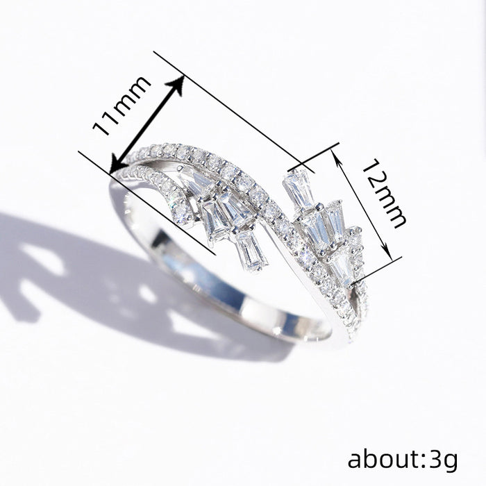 Palace style pattern ring for women, retro index finger design