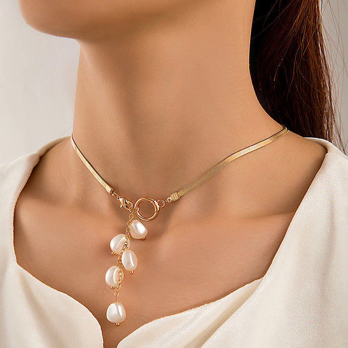 Collar con colgante de pétalos y cuentas geométricas: joyería elegante y moderna para mujer