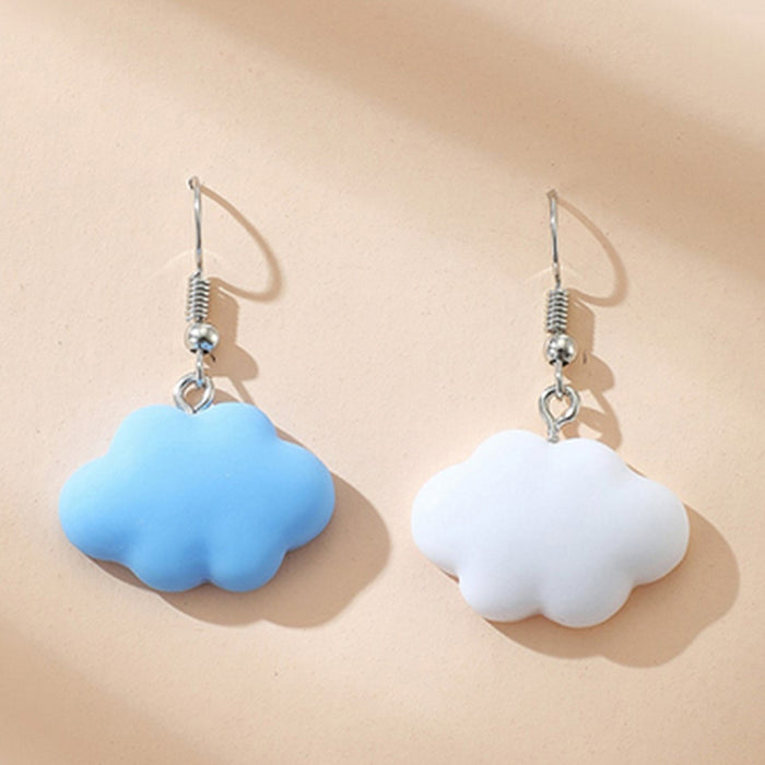 Pendientes de gancho para la oreja con nubes en contraste azul y blanco, pendientes sencillos y modernos