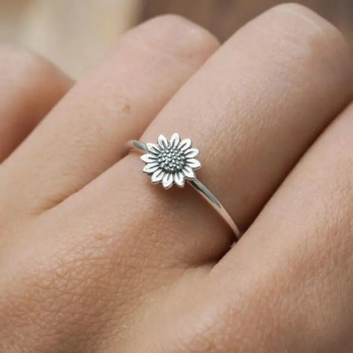 Sunflower flower ring artistic temperament ring