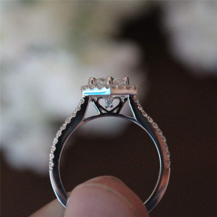 Platinum plated zircon wedding proposal ring