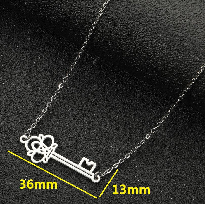 Crown key pendant necklace, ins style fashion summer niche versatile clavicle chain women's wholesale