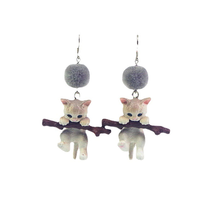 Fun Hug Chai Cat Earrings Girly Heart Fur Ball Cat S925 Silver Ear Clip