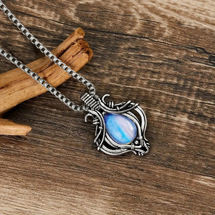 Antique Silver Teardrop Pendant Necklace