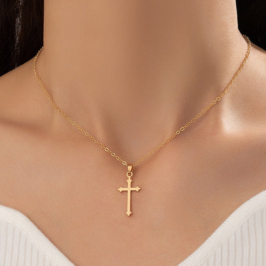 Minimalist Cross Pendant Necklace - Simple and Stylish Daily Wear