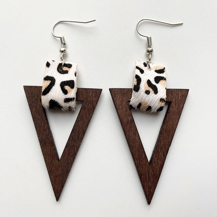 Wooden triangular earrings