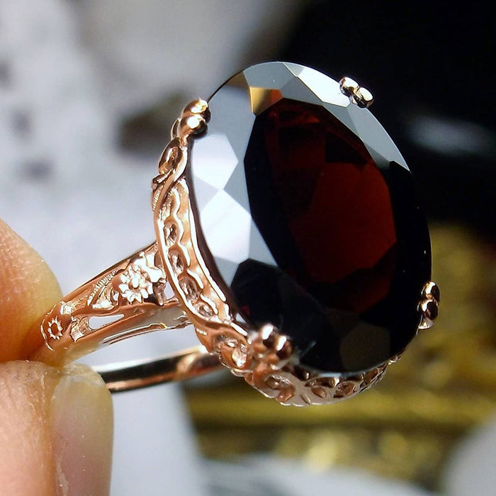 Anillo de lujo para eventos empresariales estilo palacio retro con circonita roja