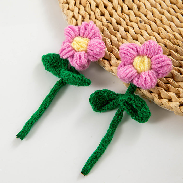 Pendientes de flores de hojaldre tejidos a mano en crochet Pendientes de flores de lana de colores dulces