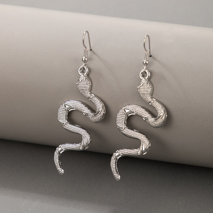 Personalized exaggerated snake earrings metal snake element earrings