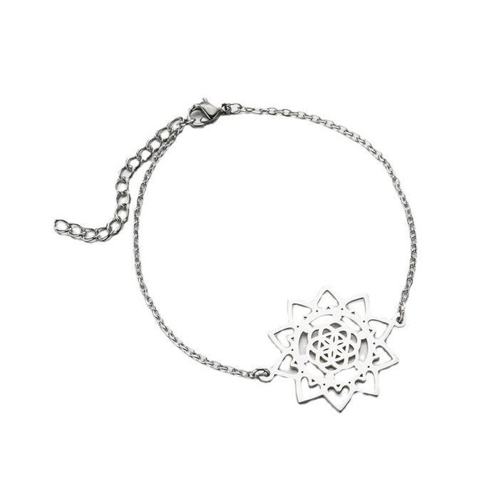 Hollow rotating flower pendant bracelet, Japanese retro small fresh jewelry wholesale